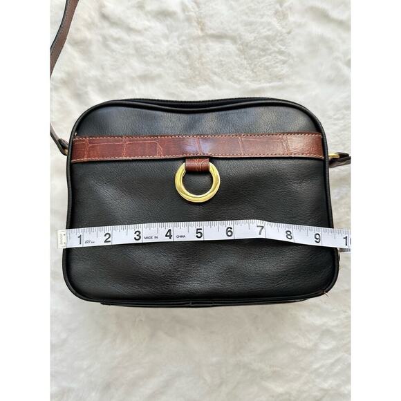 Vintage Cabin Creek Leather Crossbody Bag, 1980's Handbag, Vintage Crossbody Bag - Picture 12 of 15